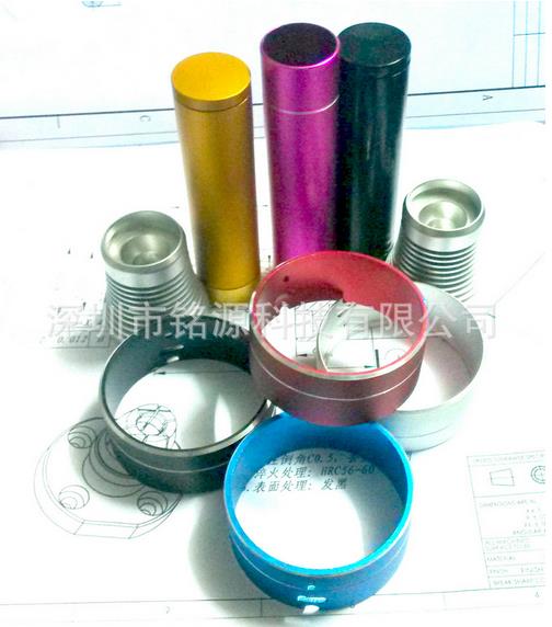 迷你音箱外殼加工精巧設(shè)計，讓音箱迷倒八方